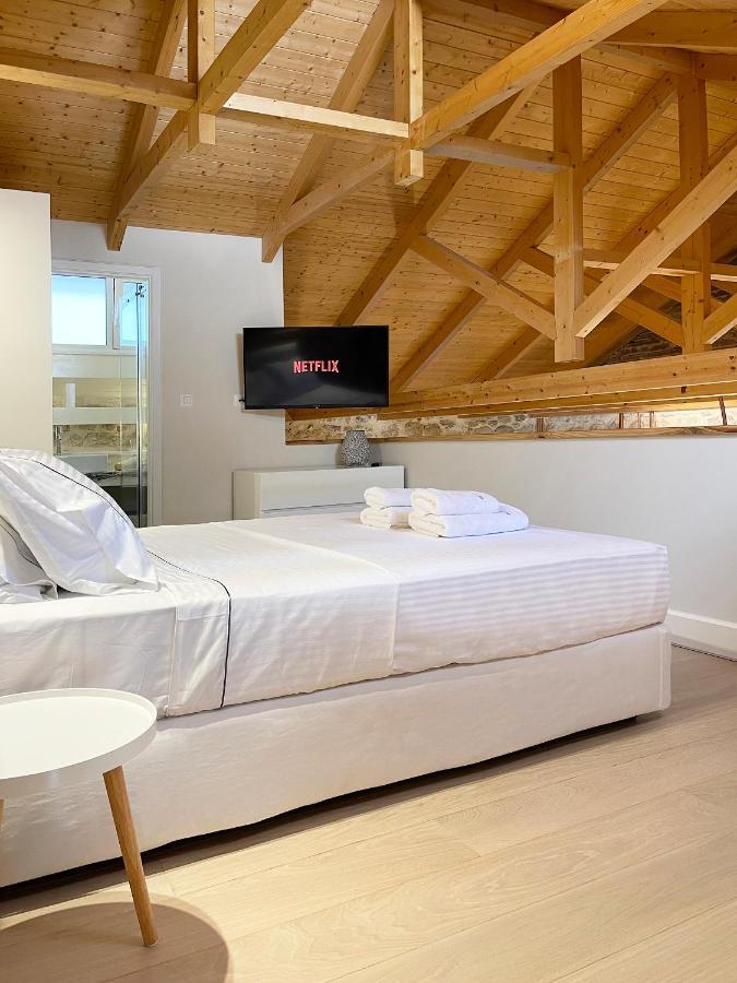 Blue Domino Luxury City Villa باترا المظهر الخارجي الصورة